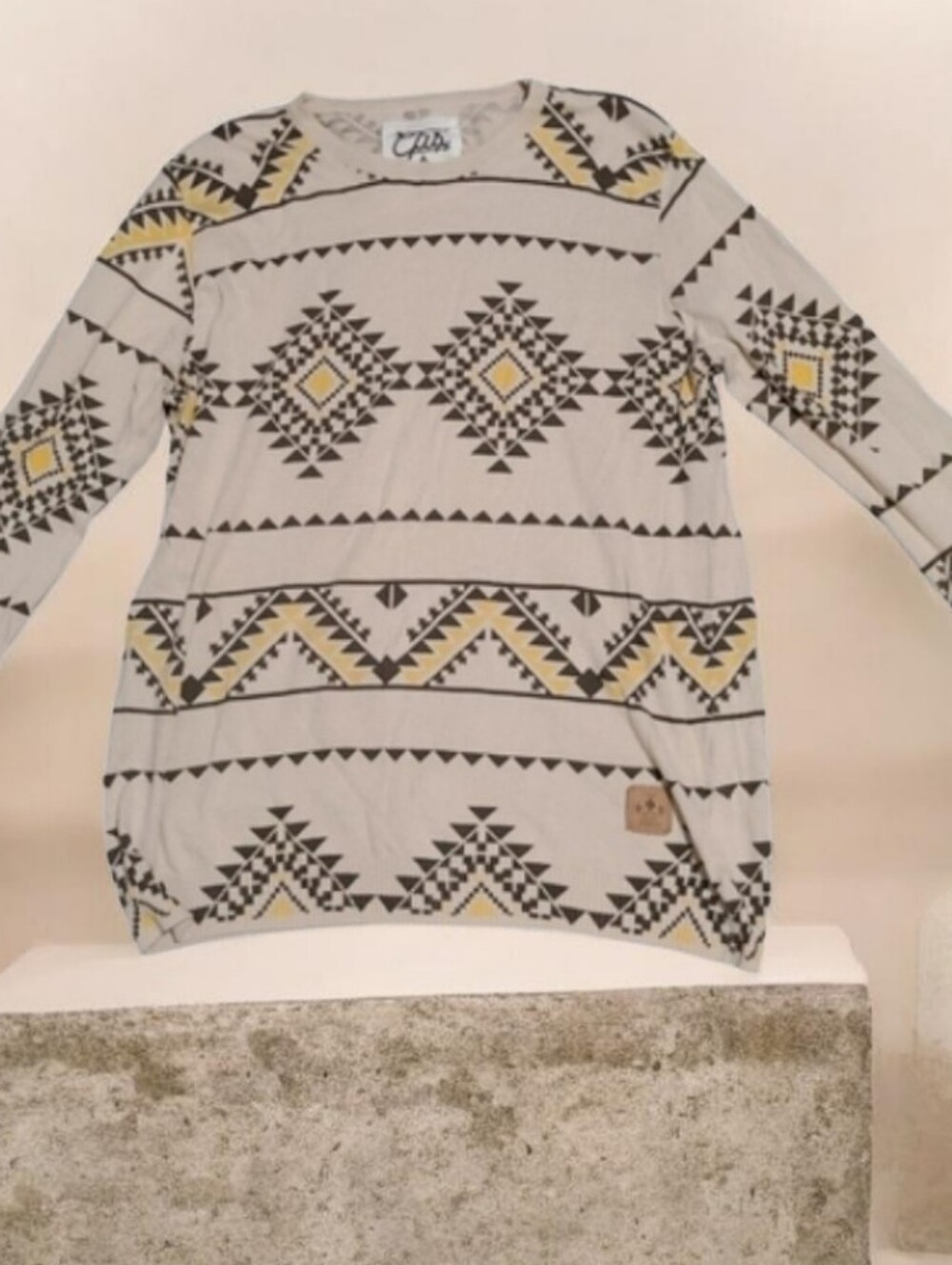 Rare Gorgeous Nordic Sweater in Small